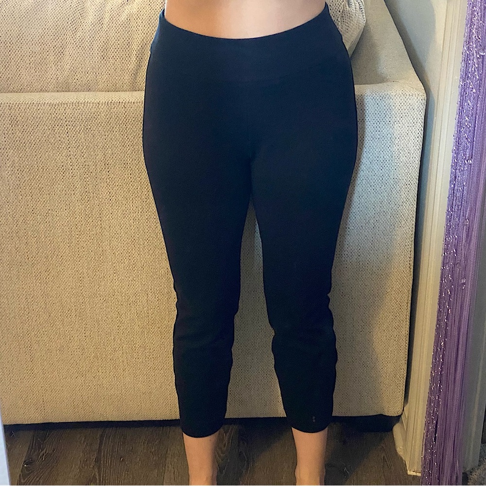 Express pants (with hole)